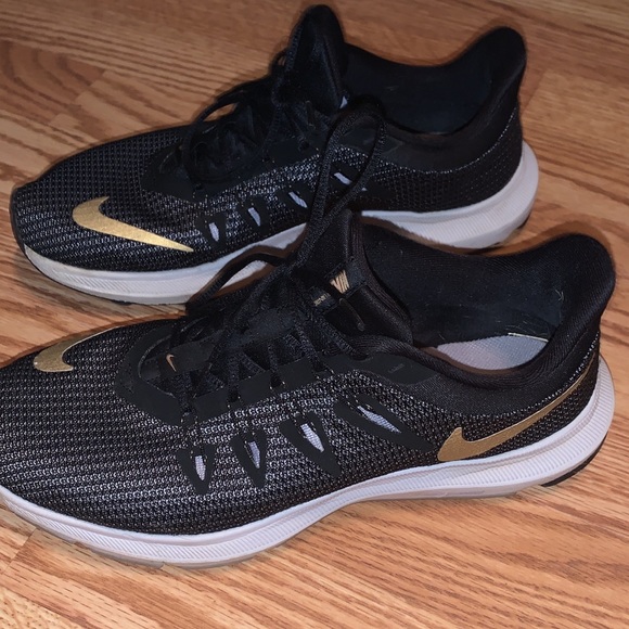 Womens Nike Running Shoes - Picture 1 of 1